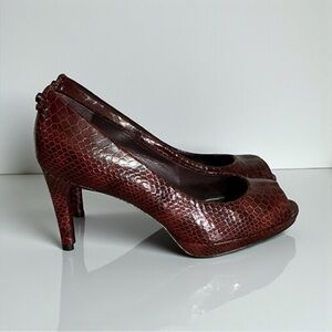 Stuart Weitzman Oxblood Embossed Leather Peep-Toe Heels size 9M